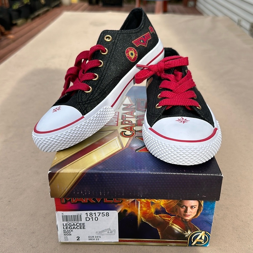 Marvel Captain Marvel Sneakers Size 2. New in Box
